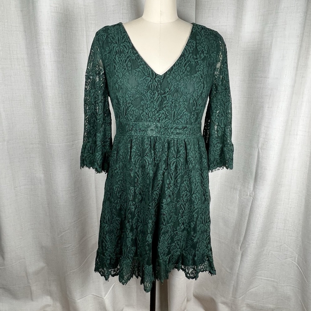 Modcloth Through the Bluebells Dress Large Green Lace Whimsigoth Bell Sleeve